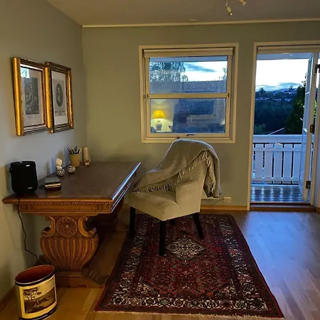 And Comfortable アスケー